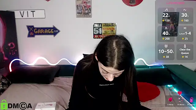 MiaLune01 online show from March 20, 7:46 am