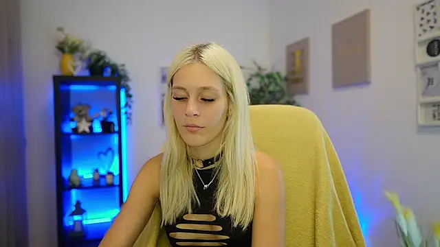 Luna Grace18 online show from July 30, 1:56 pm