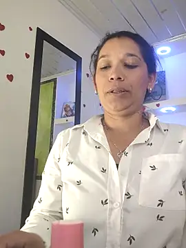 Melisa 14 online show from April 27, 11:40 am