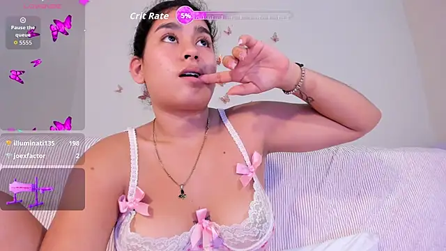 estrella sexylove online show from April 19, 6:10 pm
