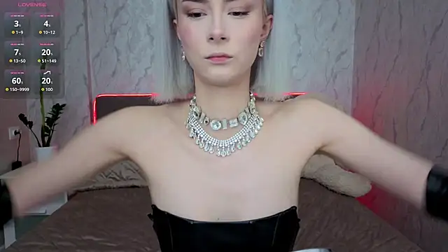 kittysocutie online show from April 20, 12:02 am