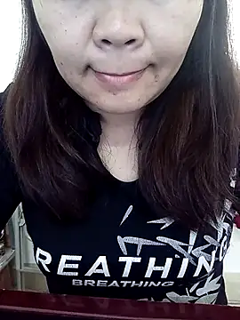 Mii MiiI online show from March 19, 8:40 am