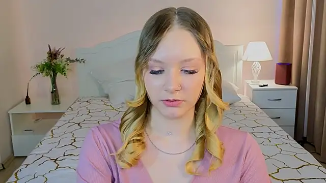 StaceyyJones online show from May 3, 10:07 am