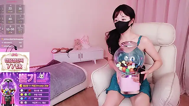 sexyjoy95 online show from July 31, 1:23 pm