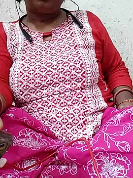 hottsexyy online show from May 1, 7:44 am