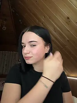 hellokiityy online show from March 20, 8:36 pm