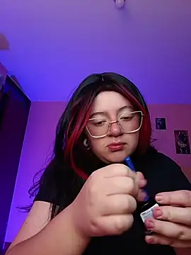 Gigi hart7 online show from May 5, 3:20 am