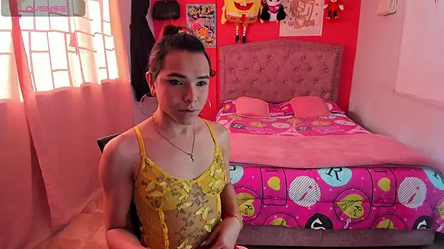 Sofia Hot Latina online show from June 21, 9:19 pm