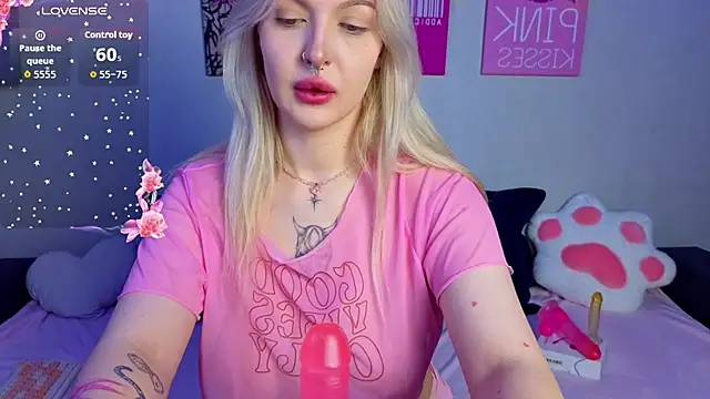 BlondieSummer online show from August 1, 6:10 pm