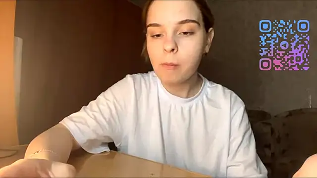 SageFennell online show from April 22, 5:32 pm