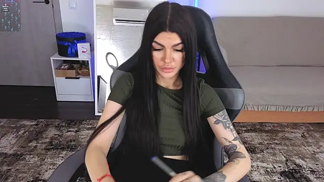 AnacondaOnn online show from May 17, 7:51 am