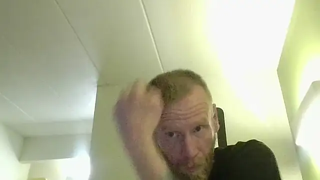 edmmusiccouple online show from March 20, 2:49 am