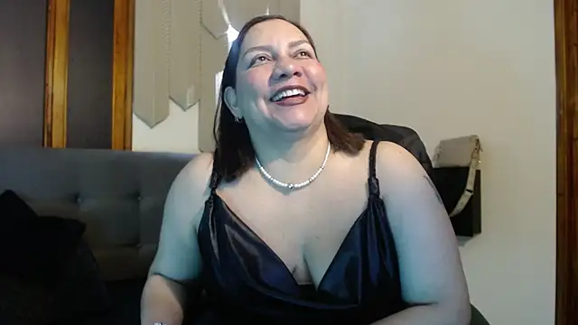 mia coral1 online show from April 21, 1:42 am