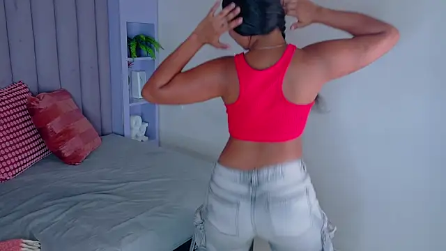 AhslyEvans   online show from July 24, 7:44 pm