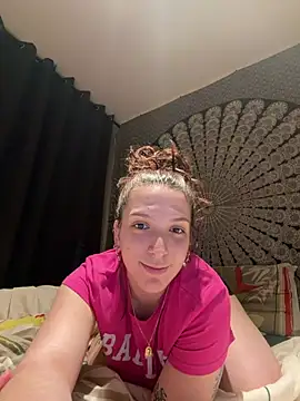 georginamoor online show from March 23, 9:10 pm