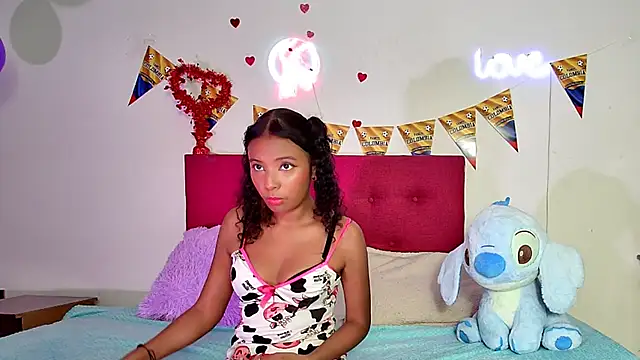 Ellie Cute7 online show from July 13, 7:36 pm