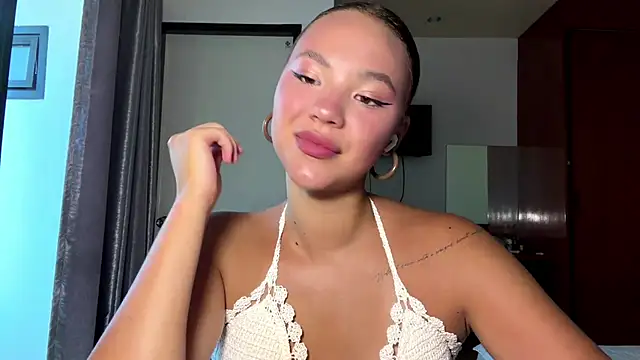 kamila 18 french online show from March 23, 5:46 am