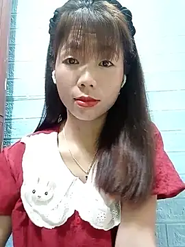 AmyLinee01 online show from July 19, 5:37 pm