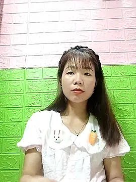 AmyLinee01 online show from July 8, 11:34 am