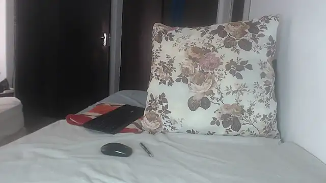Lucia-boobs online show from April 19, 6:54 pm
