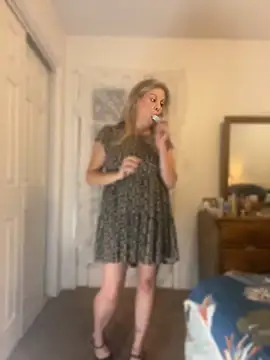 GwenWilde31 online show from June 12, 7:16 am