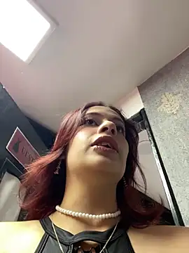steffmontespink18 online show from June 6, 1:28 pm