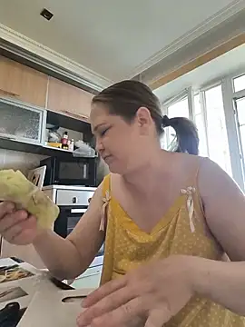  Yourpussy  online show from May 21, 10:13 am