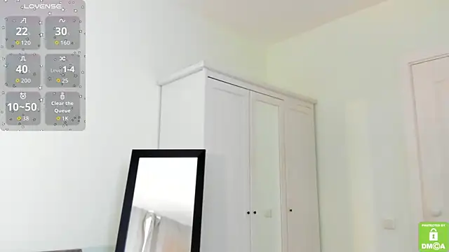 Emma peach online show from July 28, 8:34 am