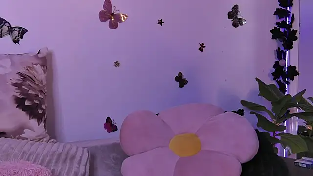 AmelieReeaa online show from July 4, 2:02 pm