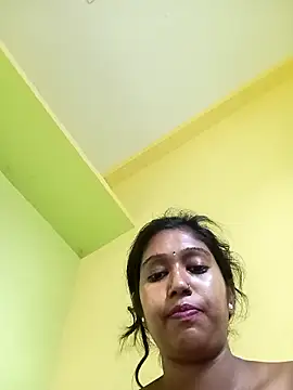 bannerjeesneha20 online show from April 28, 3:32 am