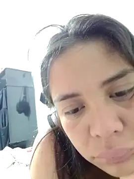 la chikis online show from March 24, 5:24 am