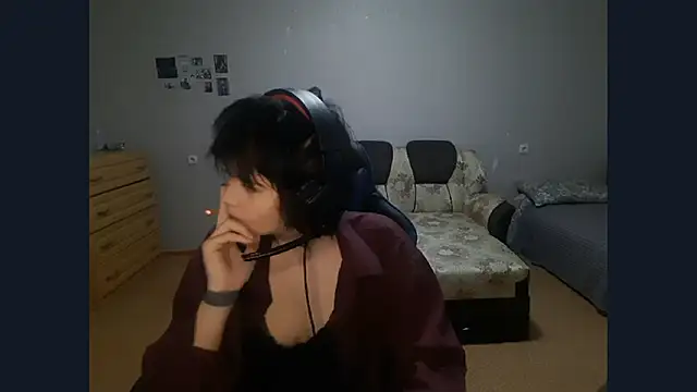 ShaynaLinley online show from April 21, 2:51 am