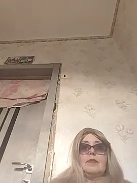 Vita72219 online show from April 25, 1:25 pm