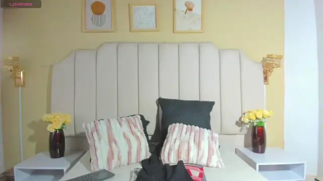 Sara Hanks online show from May 1, 9:18 pm