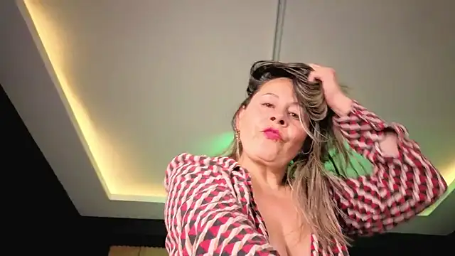 Cinthya roberts online show from July 18, 2:41 pm