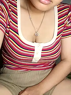 Victoria-i online show from April 29, 6:46 pm