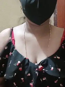 Latha lovely online show from May 23, 5:11 pm
