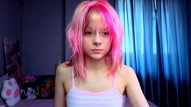 PerryKitty online show from July 11, 3:34 pm