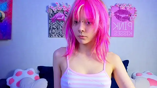 PerryKitty online show from June 25, 3:13 pm