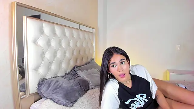 Miss KhalifaDoll online show from June 24, 3:49 am