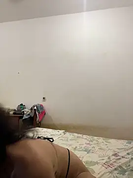 kimberlysnow11 online show from June 18, 1:40 am