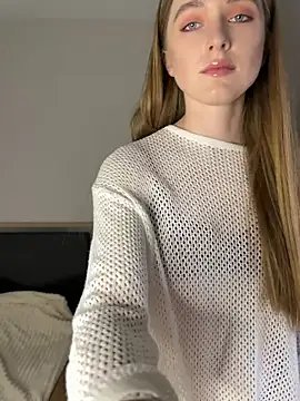 AliceVilliers online show from June 26, 3:08 am