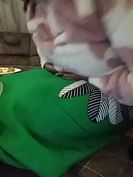 bigmumy online show from June 16, 1:39 am