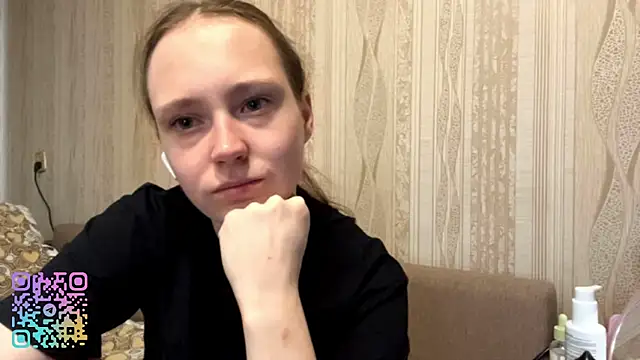 JayneJuly online show from April 27, 2:19 am