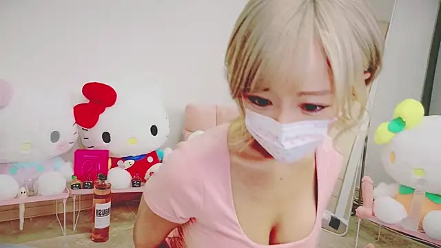 baby  cherry   online show from May 4, 12:20 pm