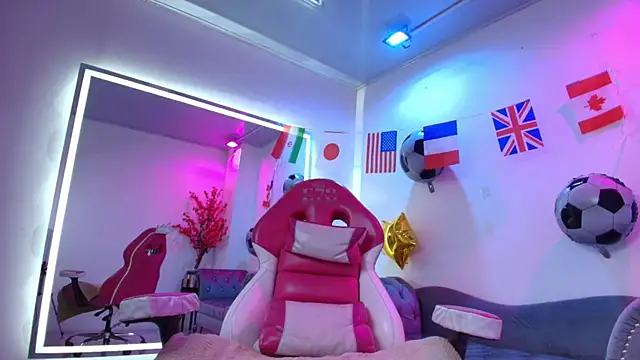 Palmer foxx online show from July 7, 6:47 am