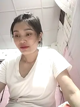 Saryloveparadise online show from May 13, 2:45 pm