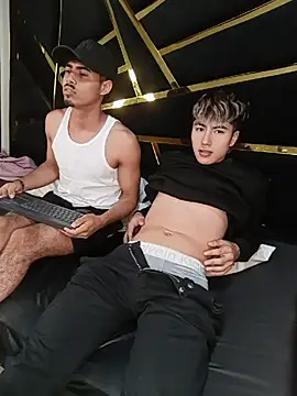 LucaColmal online show from April 8, 7:43 am