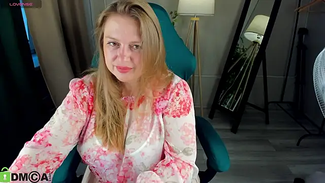 CleoXotie online show from July 23, 9:39 am