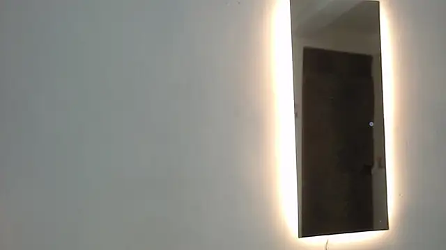 MissDolluxe online show from July 4, 1:01 am